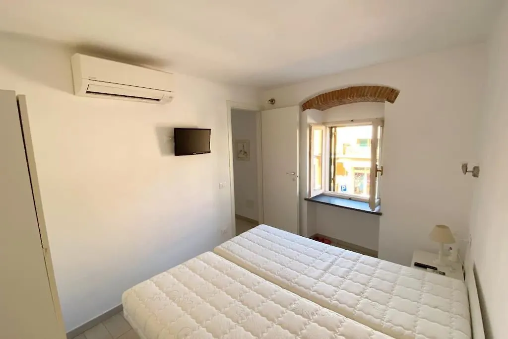דירות Antonella House, פורטו אזורו 0*,  איטליה